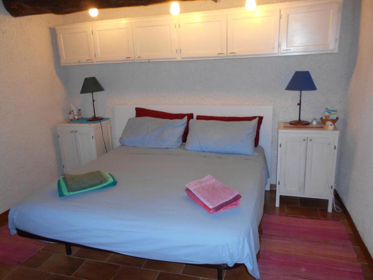 Iesa Apartment